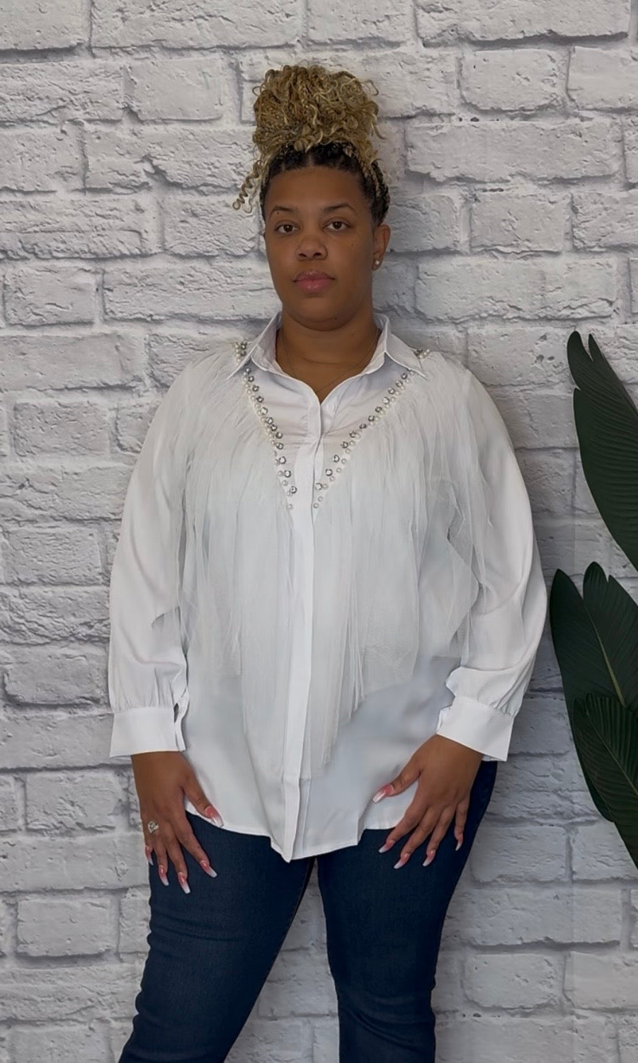 Feminine Frame Blouse • Curve