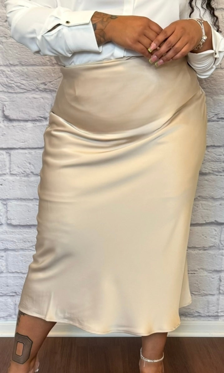 Champagne Dreams Midi • Curve