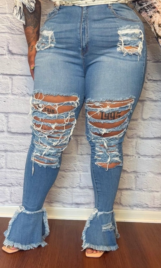 Mesmerized Jeans • Curve