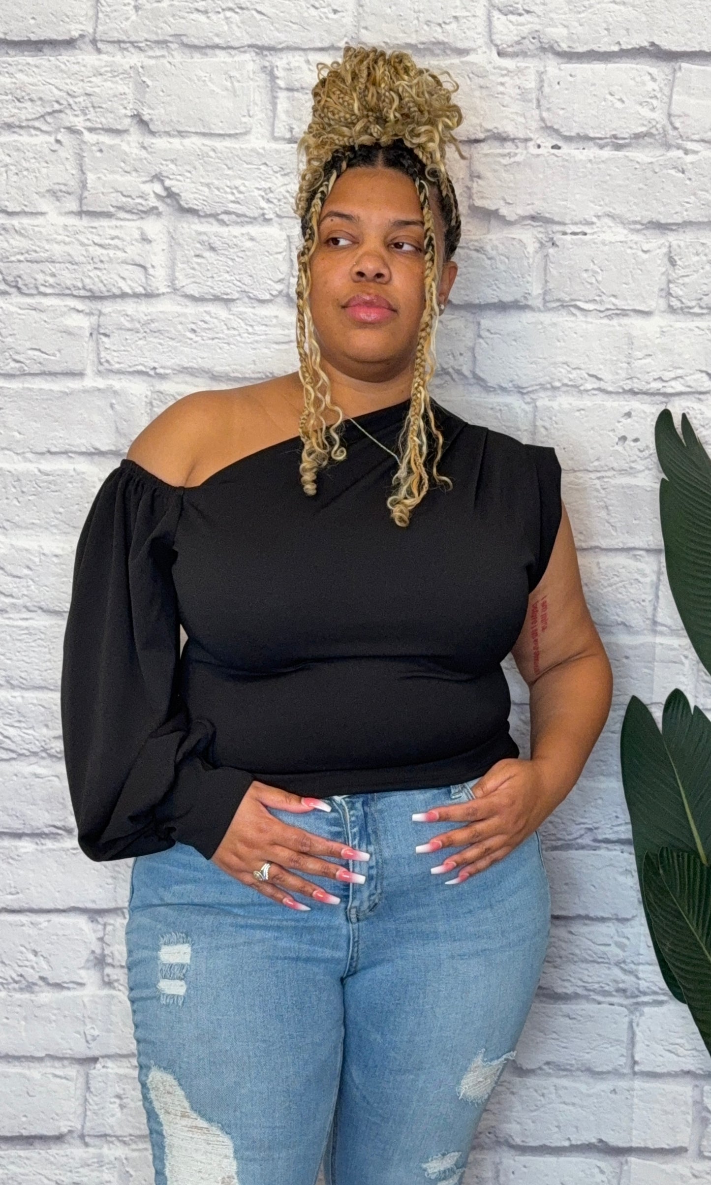 Off Script Top • Curve