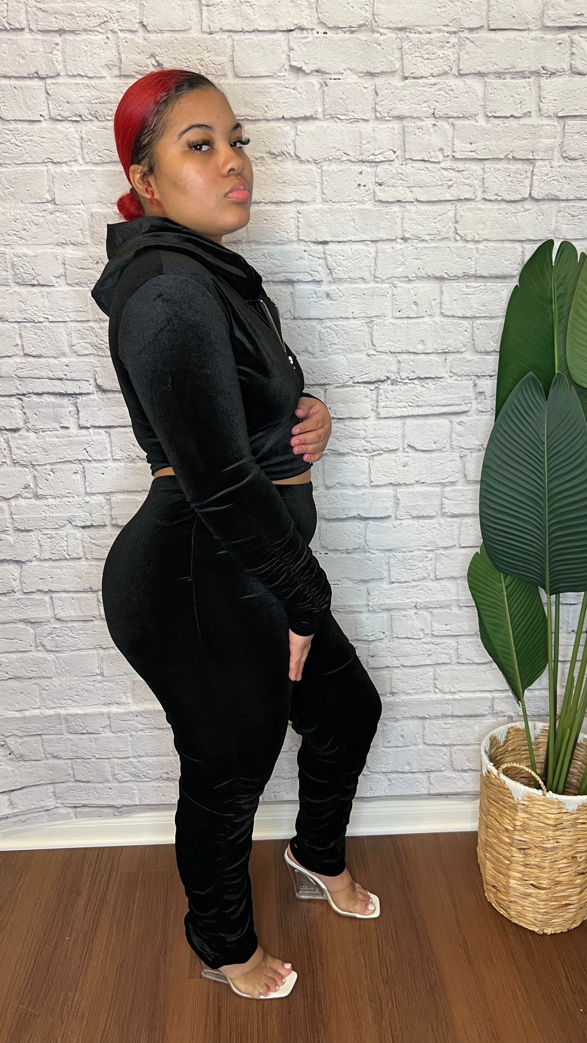 Top Notch Velour Set | Women's Contemporary Clothing Boutique Top Notch Velour Set | Women's Contemporary Clothing Boutique